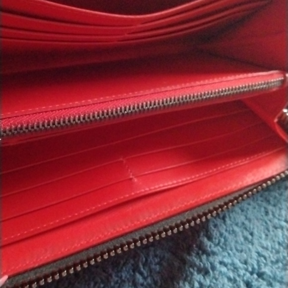 💕Christian Louboutin long Panettone wallet💕 - Picture 10 of 11